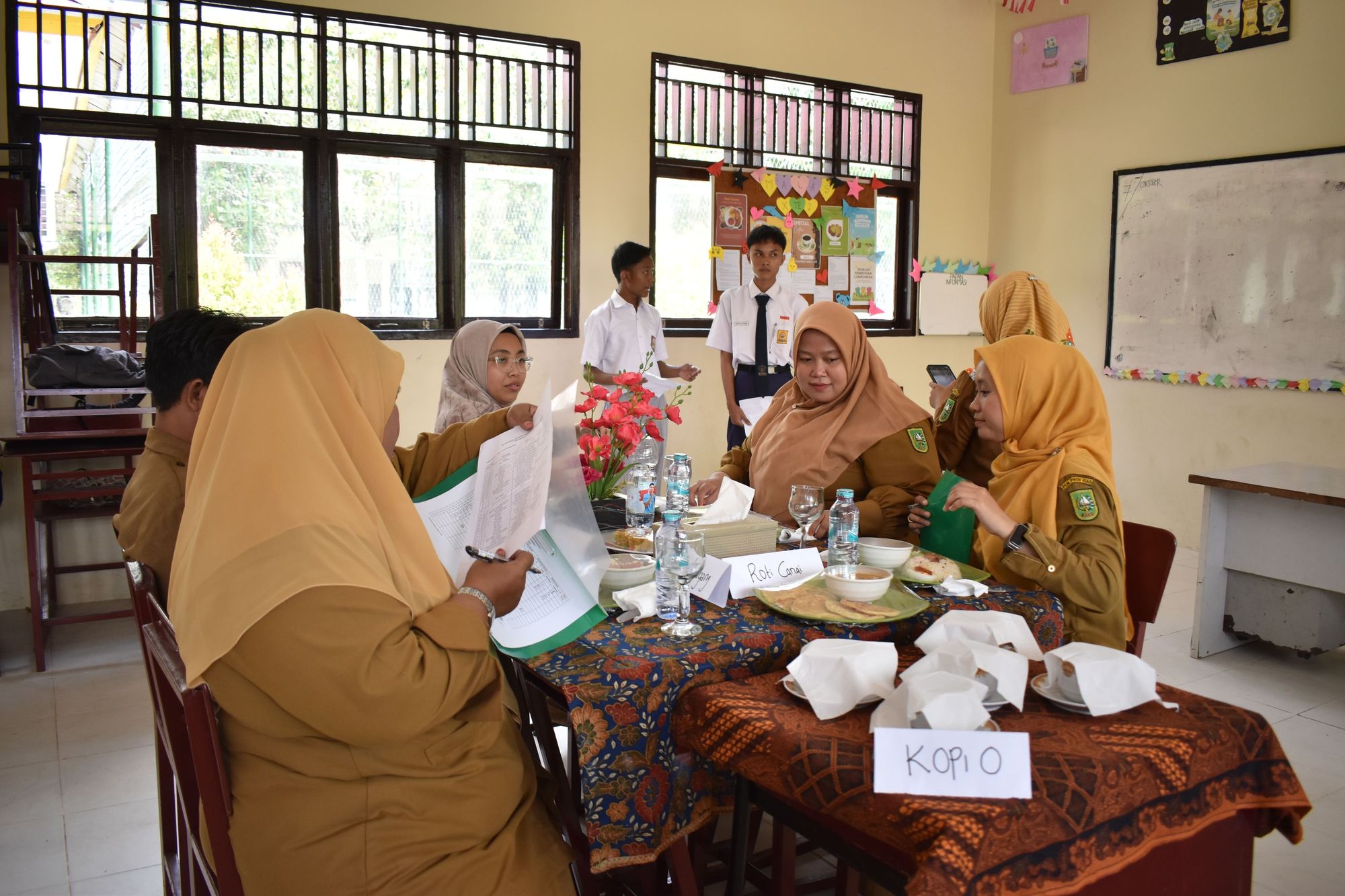 Penilaian Kokurikuler 2025: Kreativitas dan Kedisiplinan Siswa SMKN 6 Pekanbaru Beraksi