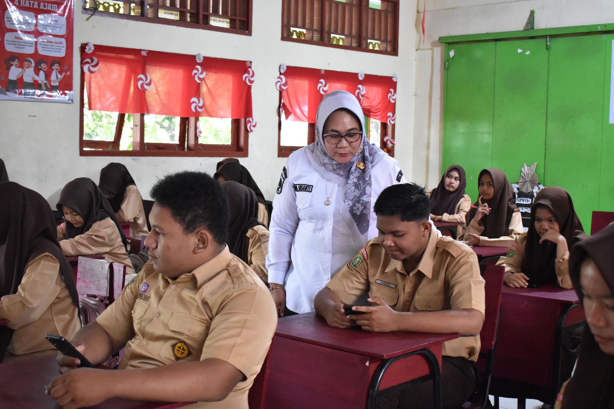 Pelaksanaan Asesmen Sumatif Akhir Semester Ganjil Secara Online di SMKN 6 Pekanbaru
