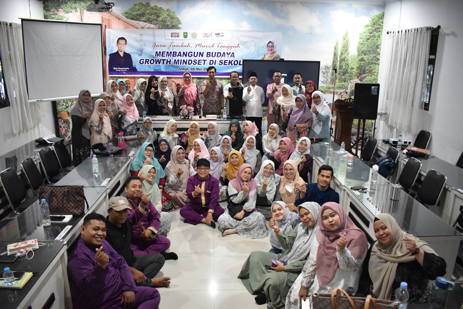 Workshop Growth Session “Guru Tumbuh, Murid Tangguh” di SMK Negeri 6 Pekanbaru