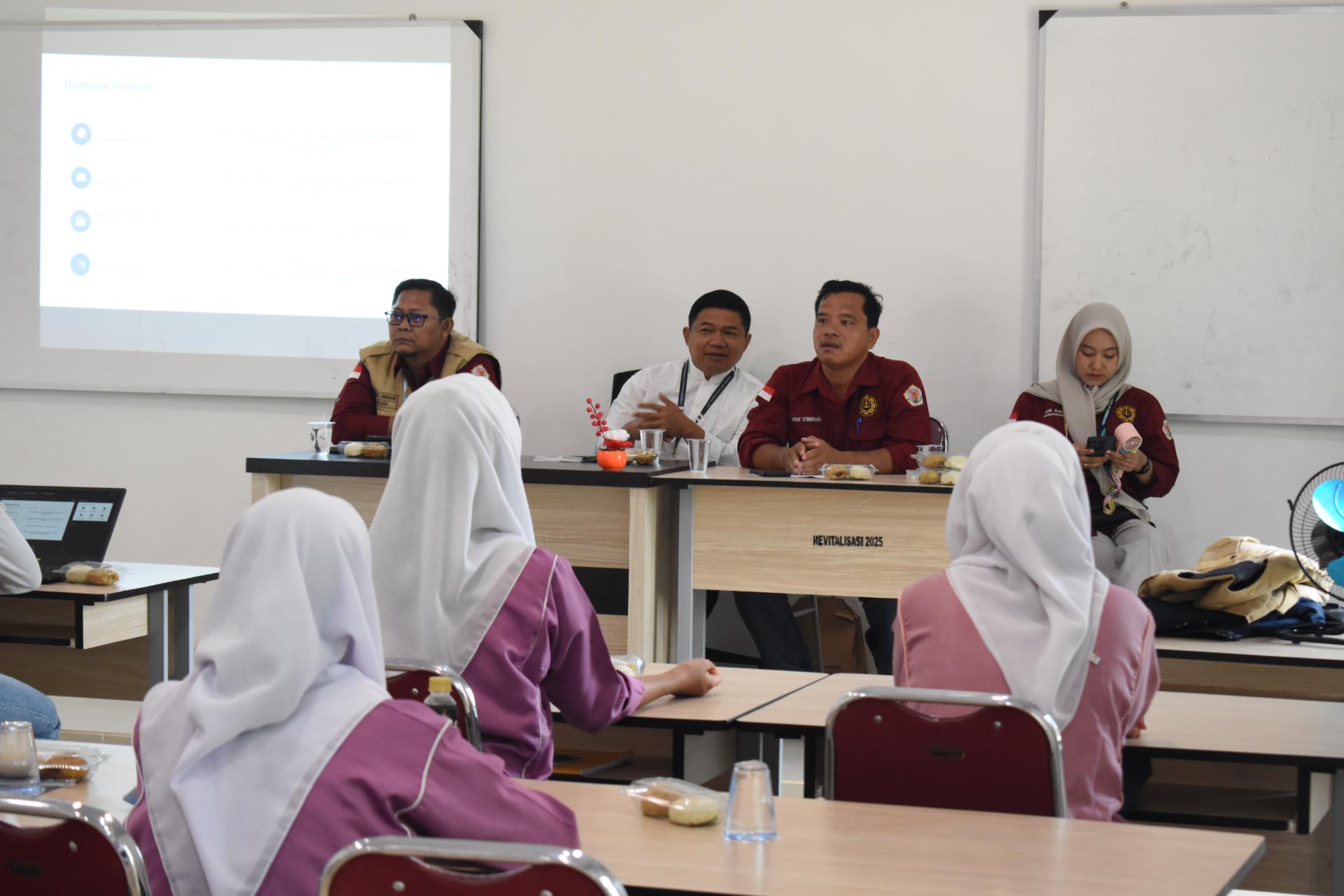 SMKN 6 Pekanbaru Gelar Edukasi dan Sosialisasi Bahaya Narkoba Bersama Universitas Hang Tuah Pekanbaru