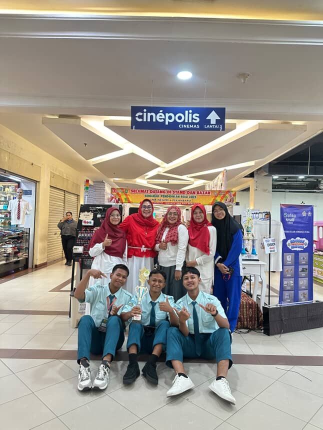 SMKN 6 Pekanbaru Raih Juara 2 Pengunjung Terbanyak di Semarak Pendidikan Riau 2025