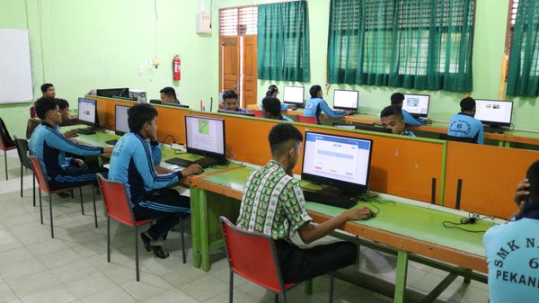 Pelaksanaan Asesmen Nasional Berbasis Komputer (ANBK) 2025 SMKN 6 Pekanbaru